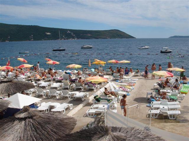 Apartments Milicevic Herceg Novi Esterno foto