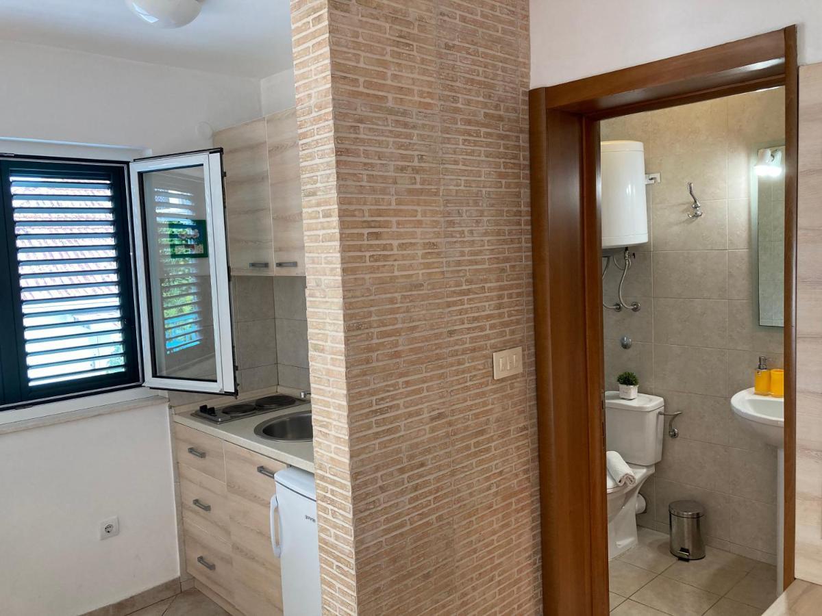 Apartments Milicevic Herceg Novi Esterno foto