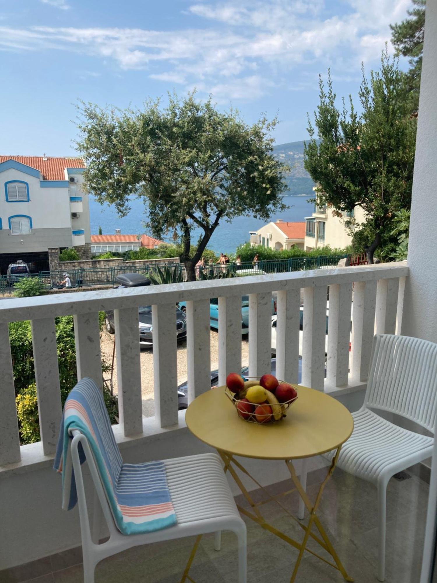 Apartments Milicevic Herceg Novi Esterno foto